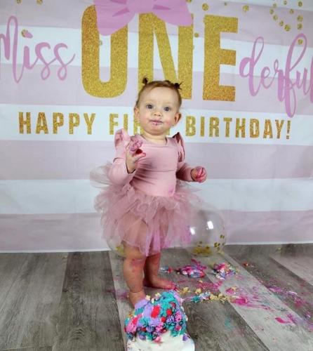 Happy 1st Birthday Kinsley!